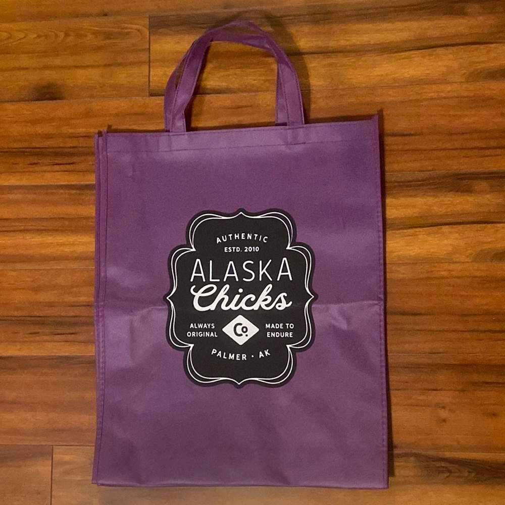 Alaska Chicks Bag